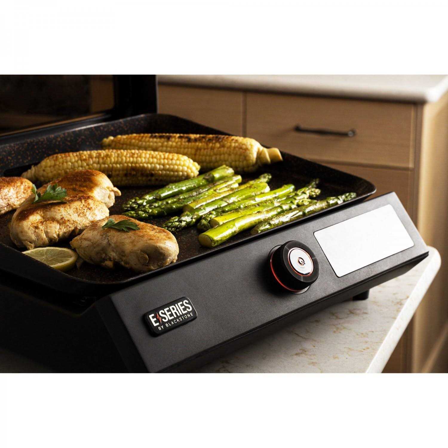 Blackstone E-Series 17 Electric Tabletop Griddle with Hood - Image 5