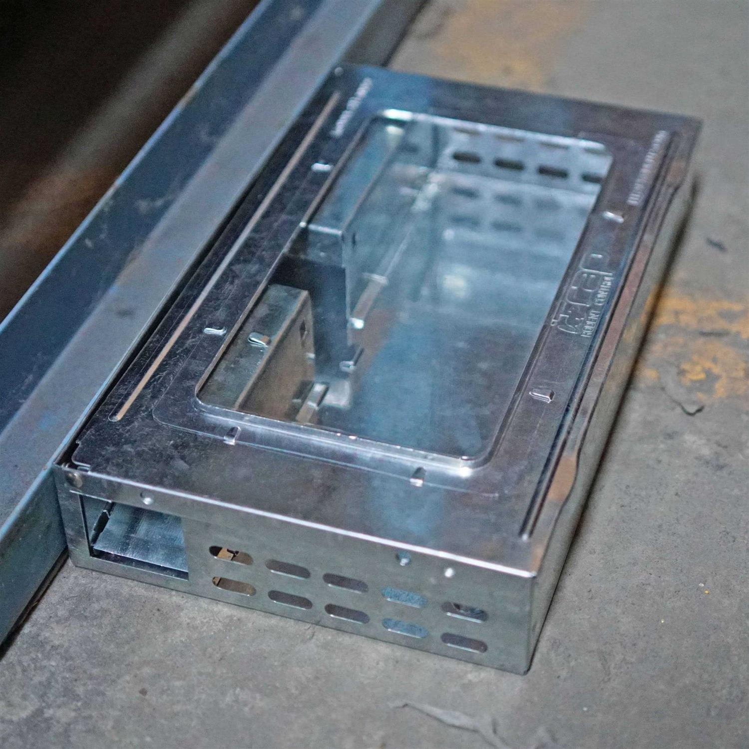 Southern Homewares Multi-Catch Clear Top Humane Repeater Mouse Trap - Image 5