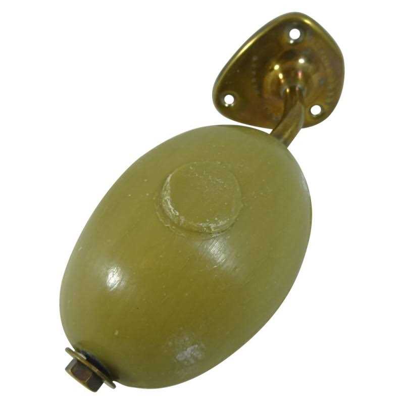 Marius Fabre Olive Oil Soap on Rotary Holder - Image 4