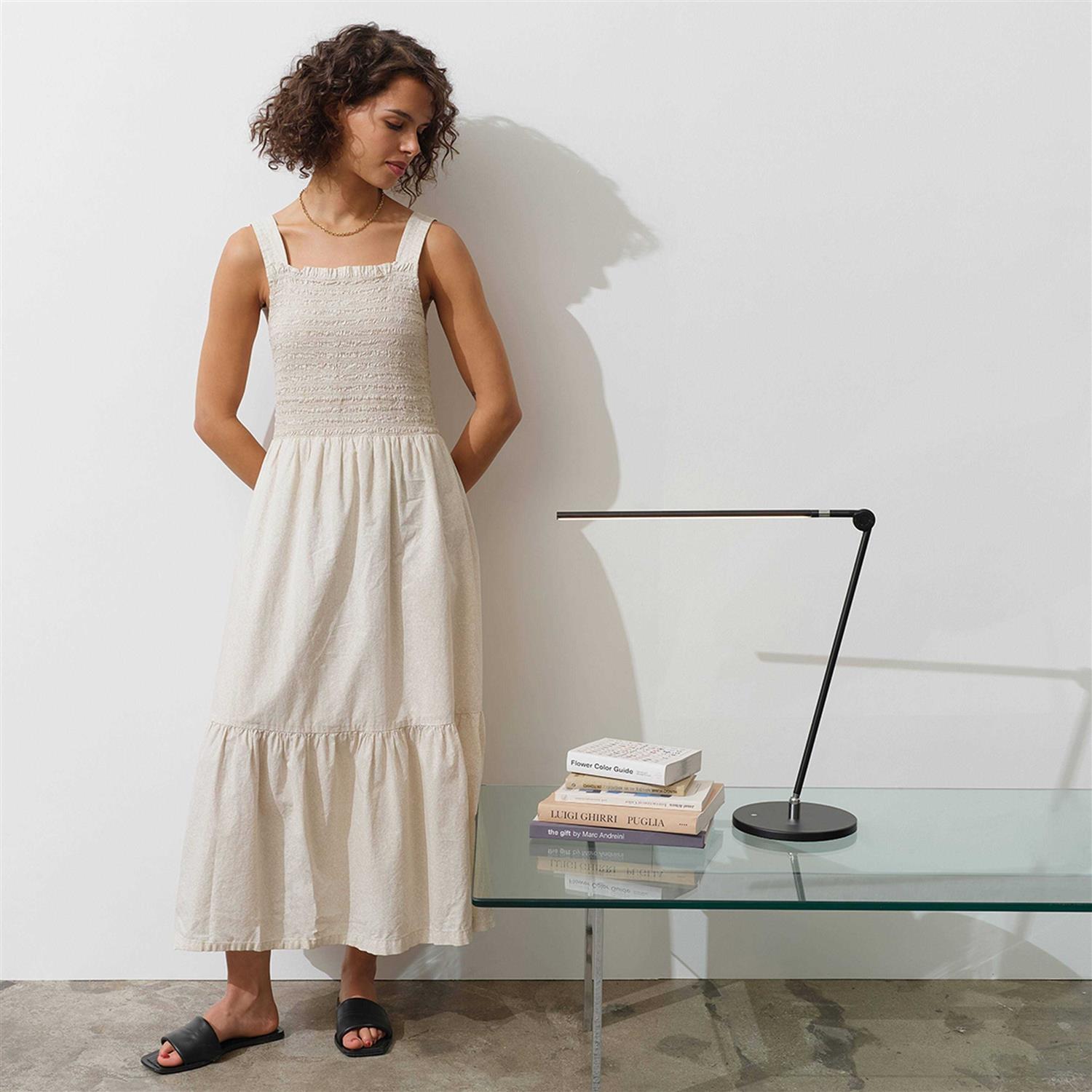 Brightech Libra LED Dimmable Table Lamp - Image 4