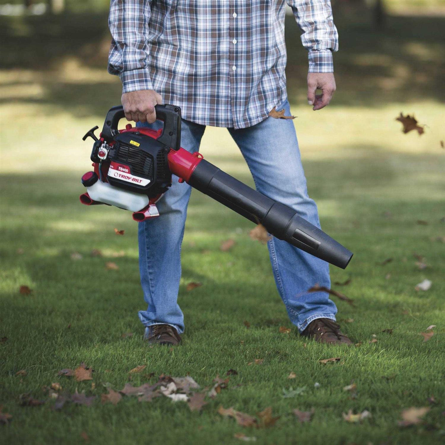 Troy-Bilt TB400 25cc 2-Cycle Gas Leaf Blower - Image 4