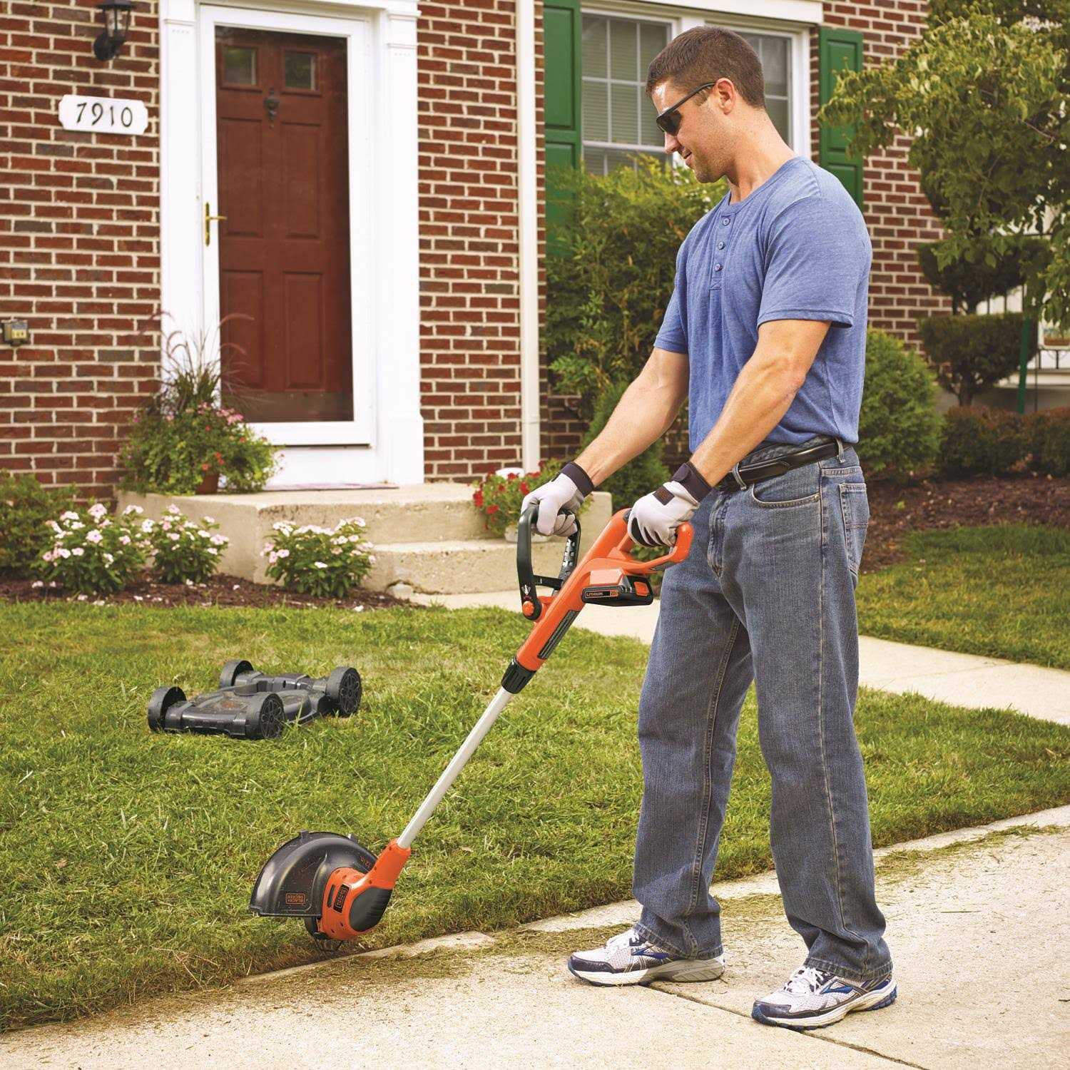 Black and Decker MTC220 - Image 5