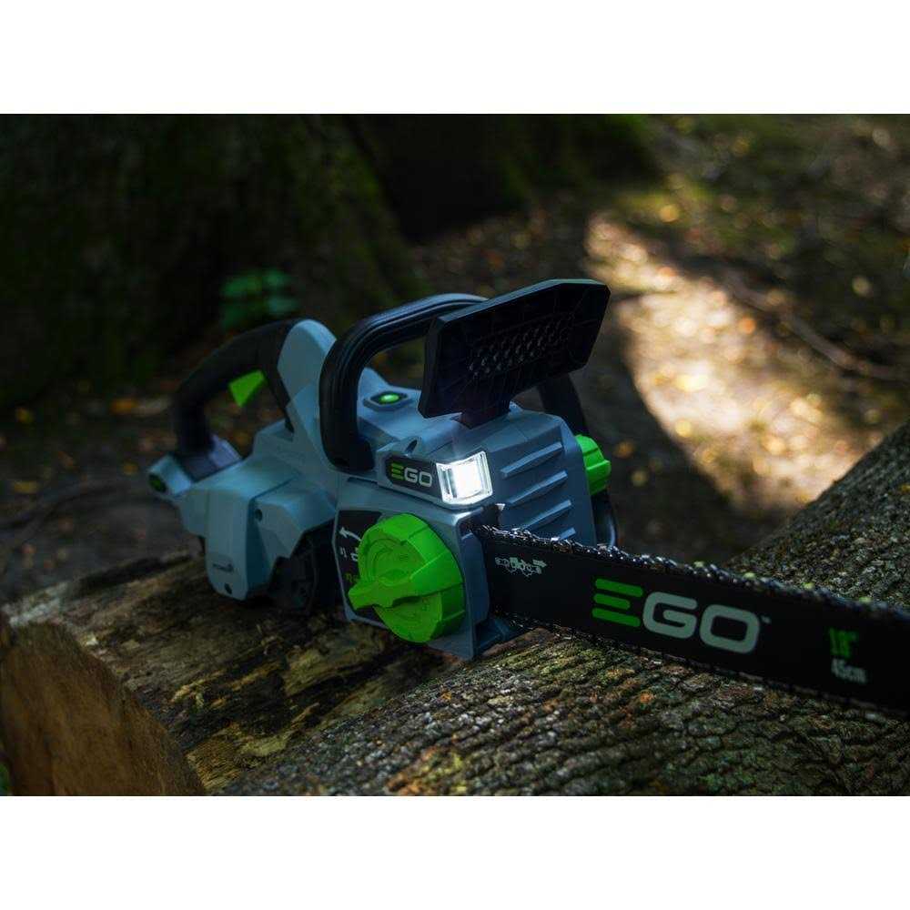 Cs1804 18-inch 56-Volt Cordless Chain Saw 5.0Ah Battery and Charger in - Image 5
