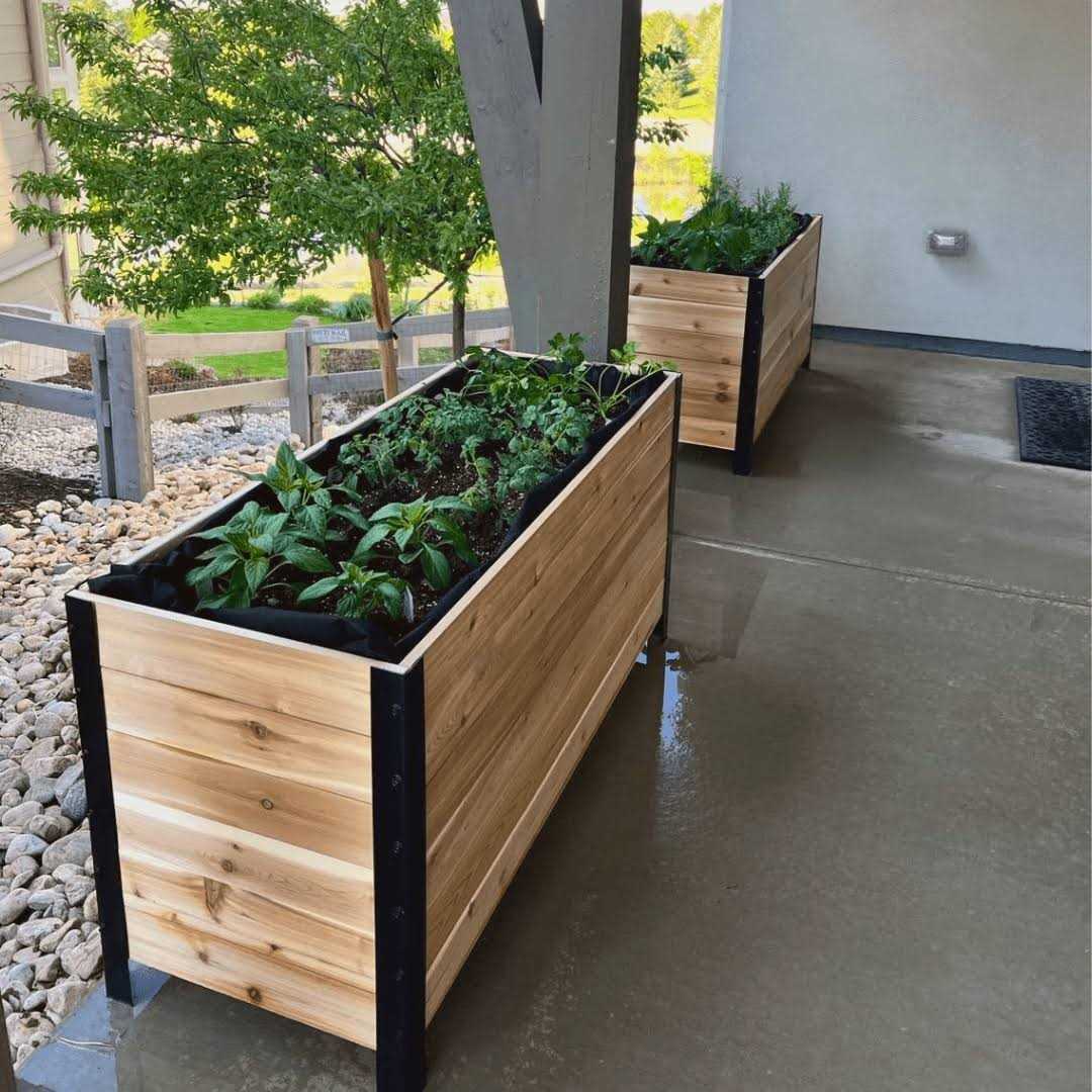 Cedar Planters 18 x Planter Box - Image 3