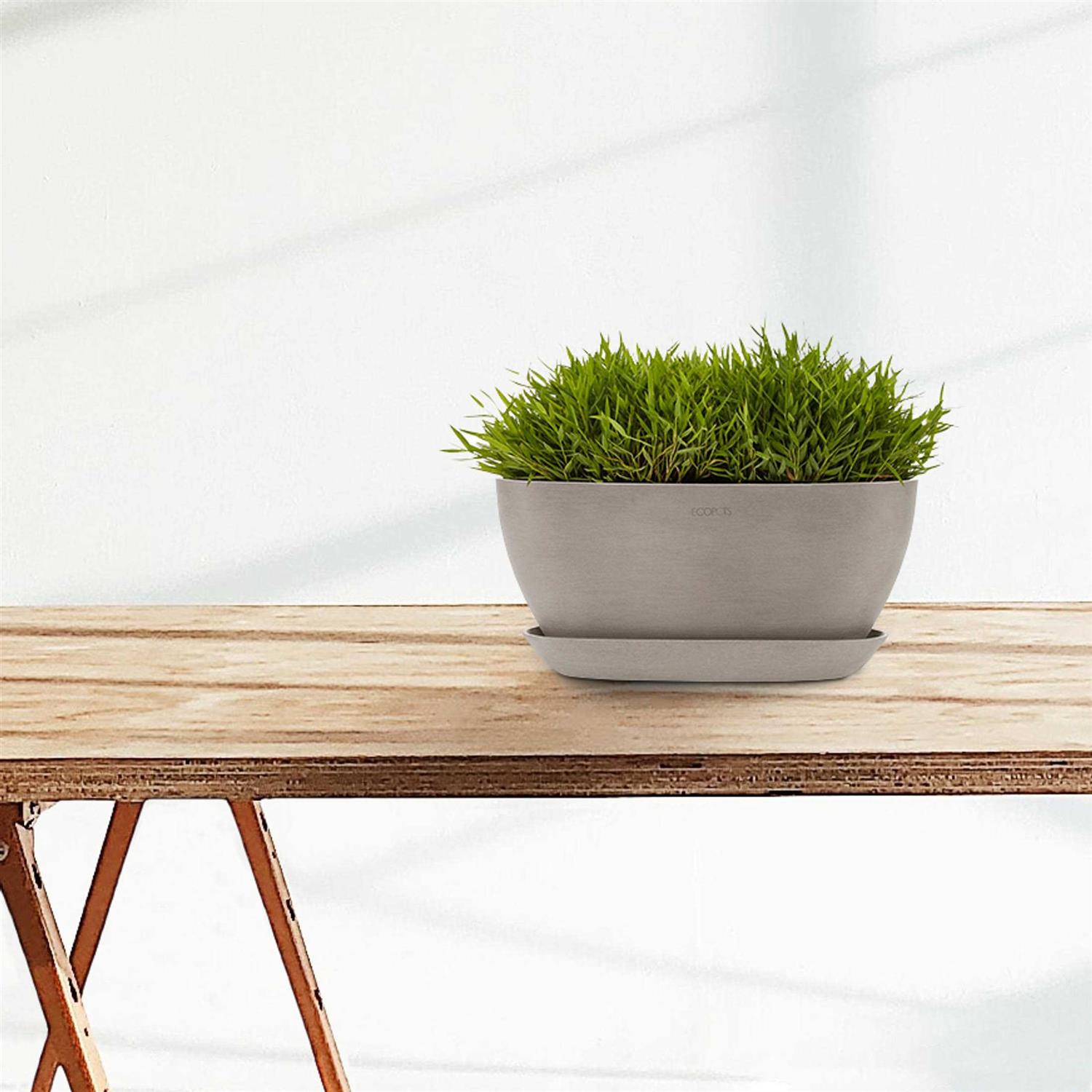 Ecopots Sofia Indoor/Outdoor Modern Plastic Oval Flower Pot Planter with Water Reservoir - Image 4